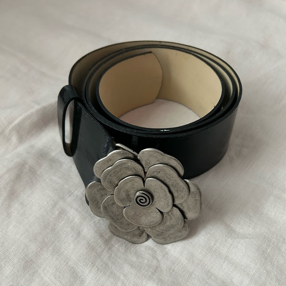Shutz Patent Leather Black Belt with Silver Floral Buckle
